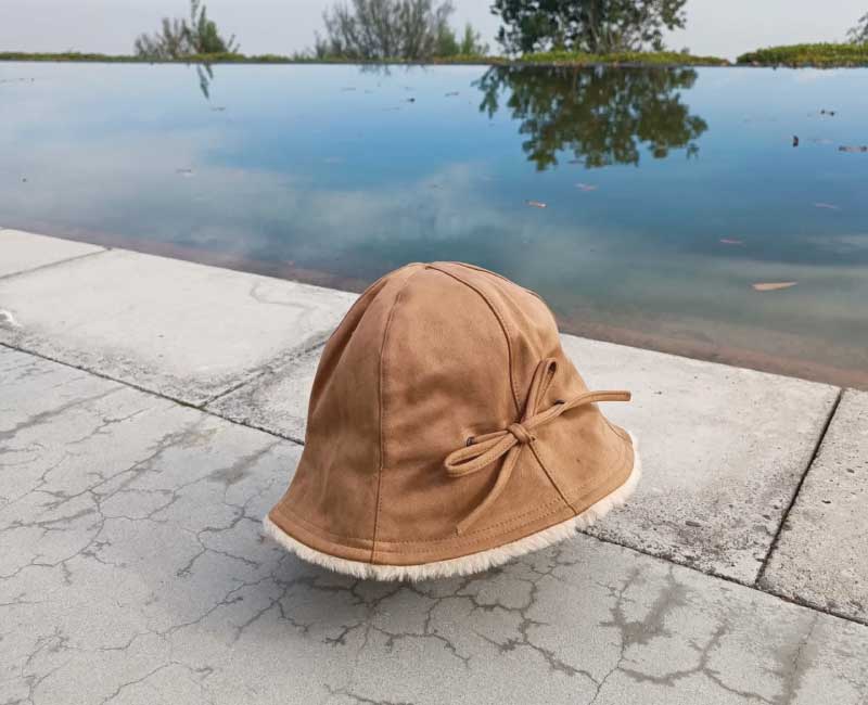 sombrero-invierno-camel-cinta-lazo-cosalinda Sombrero de invierno en tono camel con cinta y lazo decorativo – Cosa Linda